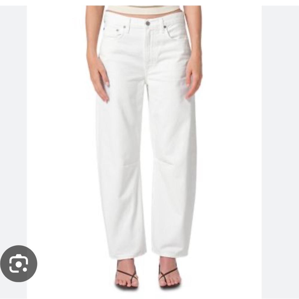 Citizens of humanity white barrel leg jeans